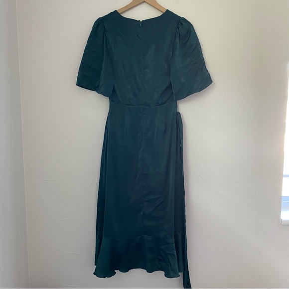 Lulu’s Wrapped Up In Love Dark Green Satin Faux-Wrap Midi Dress NWT - Picture 10 of 13